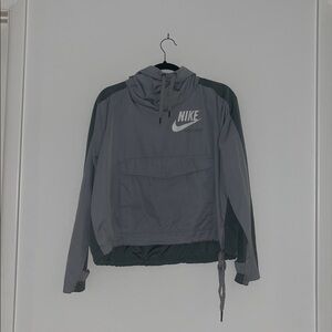 Nike Women's Two-Tone Gray/Blue Nylon Pullover